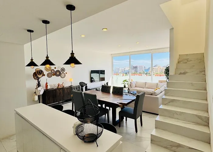 Penthouse With Private Jacuzzi Apartamento